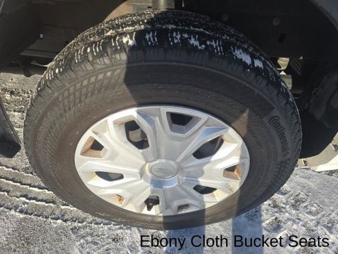 Used 2023 Ford Transit 350 XLT image 31