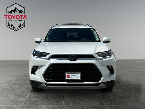Certified 2024 Toyota Grand Highlander AWD image 8