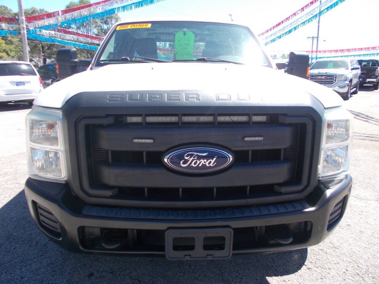 Used 2016 Ford F250 XL w/ Power Equipment Group RWD image 2