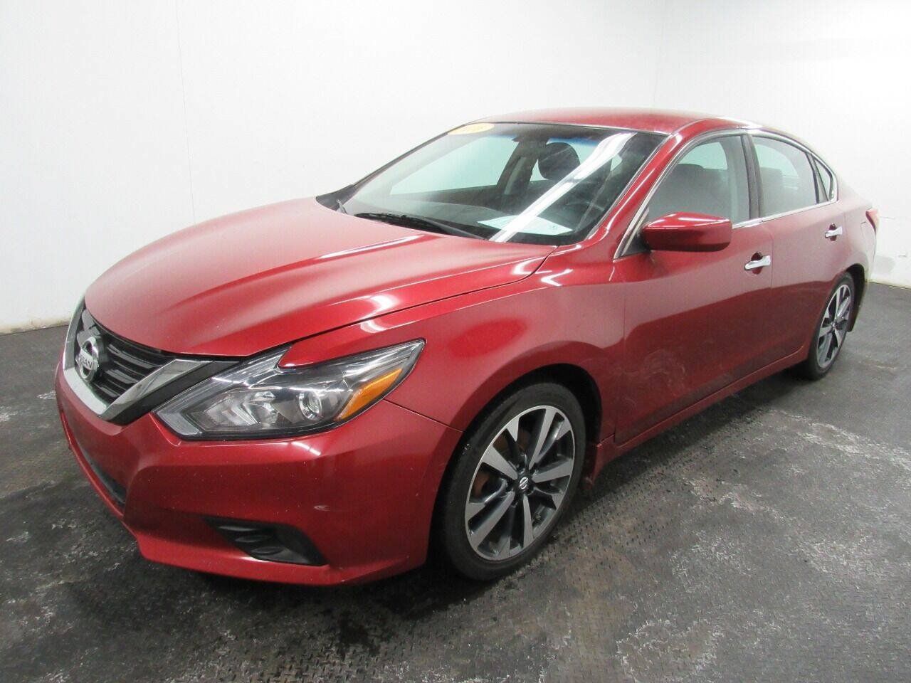 Used 2016 Nissan Altima 2.5 SR FWD image 1