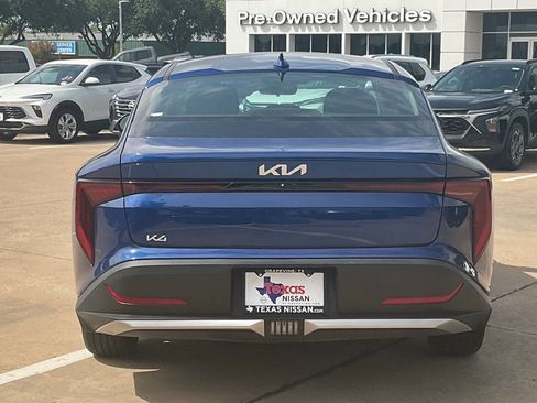 Used 2025 Kia K4 FWD image 6