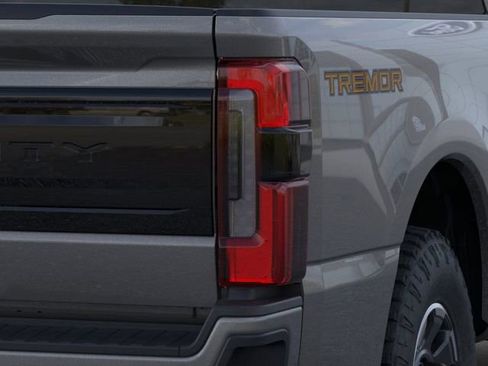 New 2025 Ford F350 Platinum w/ Tremor Off-Road Package image 21