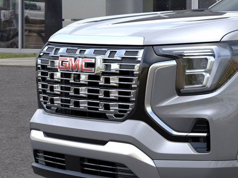 New 2026 GMC Terrain Denali AWD/4WD image 13