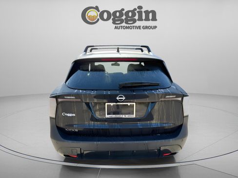 New 2026 Nissan Kicks SV w/ SV Premium Package FWD image 4