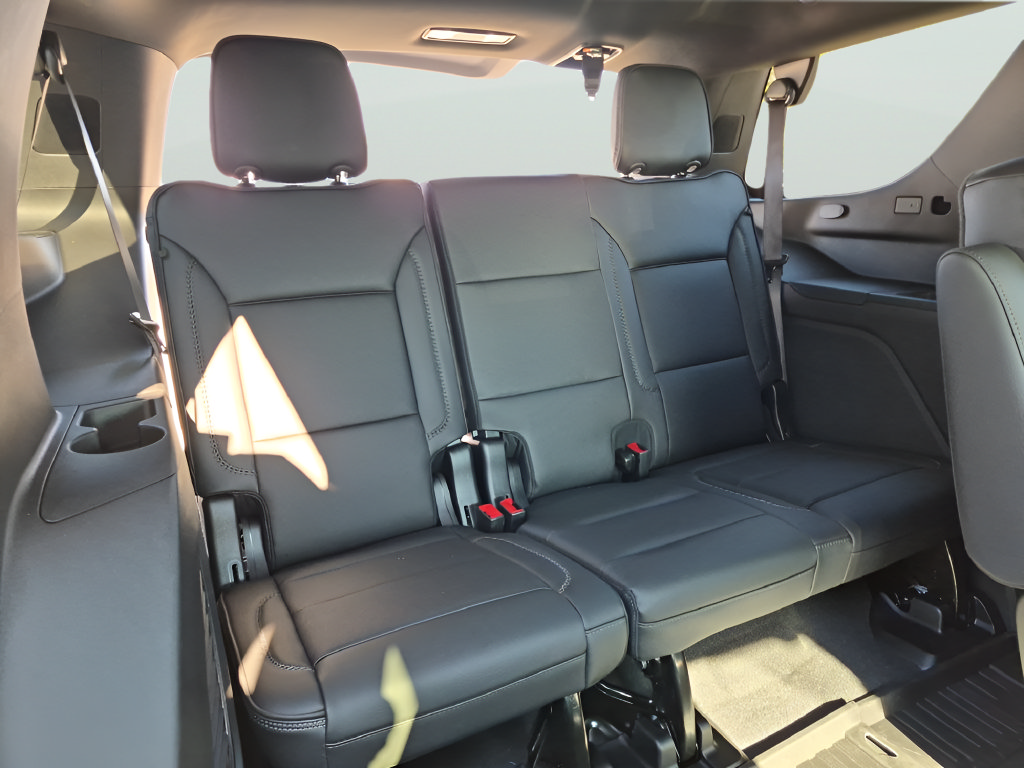 New 2026 GMC Yukon Denali w/ Denali Reserve Package AWD/4WD image 35