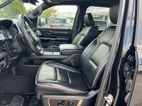 Used 2020 RAM 1500 Limited w/ Black Appearance Package AWD/4WD image 26