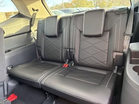 New 2026 Volkswagen Atlas SE image 15