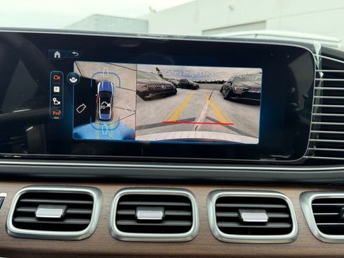 New 2026 Mercedes-Benz GLE 53 AMG 4MATIC image 26