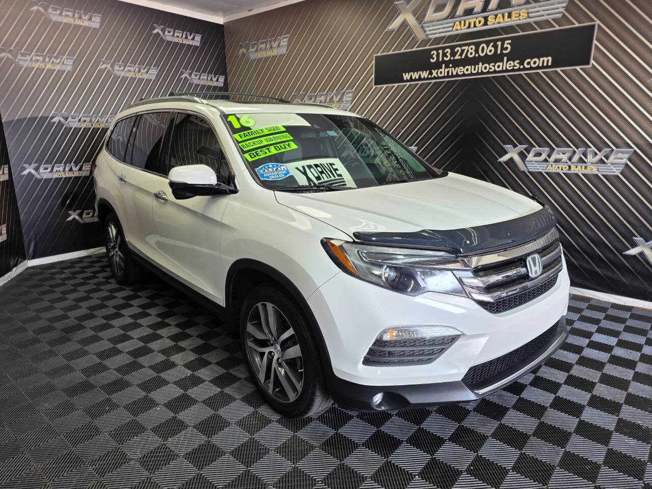 Used 2016 Honda Pilot Touring image 7