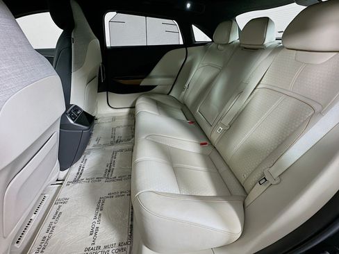 Used 2022 Lucid Air Grand Touring AWD/4WD image 9