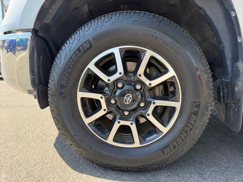 Used 2015 Toyota Tundra SR5 w/ TRD Off Road Package RWD image 26