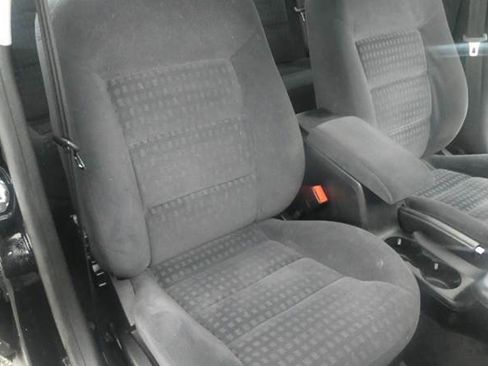 Used 2001 Volkswagen Passat GLS image 17