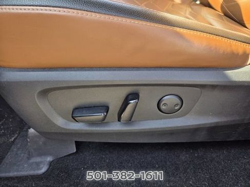 Used 2022 Nissan Pathfinder Platinum w/ Cargo Package FWD image 18
