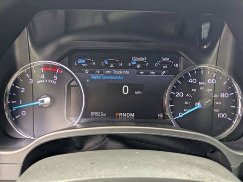 Used 2020 Ford F350 Lariat w/ Lariat Ultimate Package AWD/4WD image 10