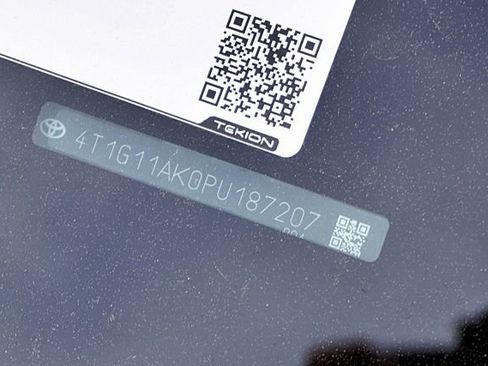 Used 2023 Toyota Camry SE image 31