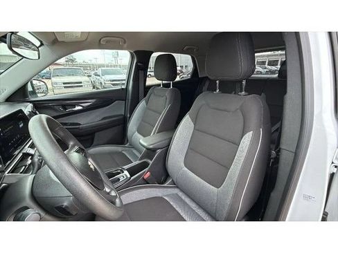 Used 2024 Chevrolet TrailBlazer LT FWD image 15