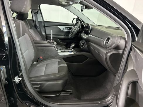 Used 2024 Chevrolet Blazer LT w/ Convenience Package FWD image 28