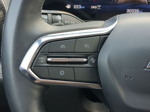 Used 2025 Chevrolet Equinox LT w/ Convenience Package II AWD/4WD image 19