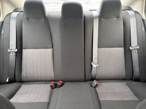 Used 2025 Nissan Sentra SV FWD image 36