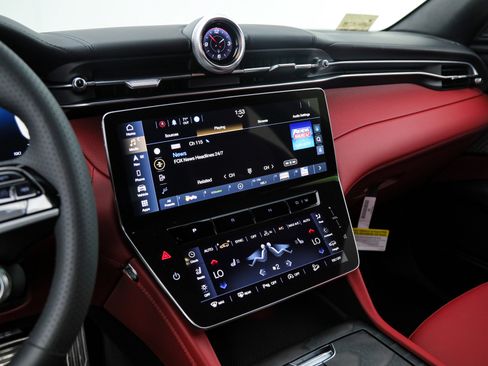 Used 2026 Maserati Grecale Modena image 20