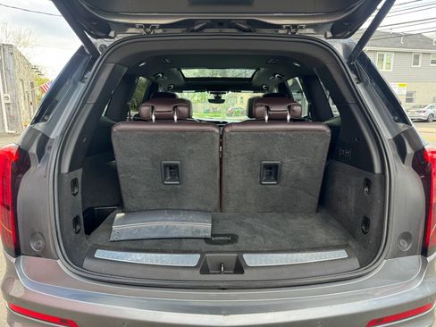 Used 2020 Cadillac XT6 Premium Luxury image 28