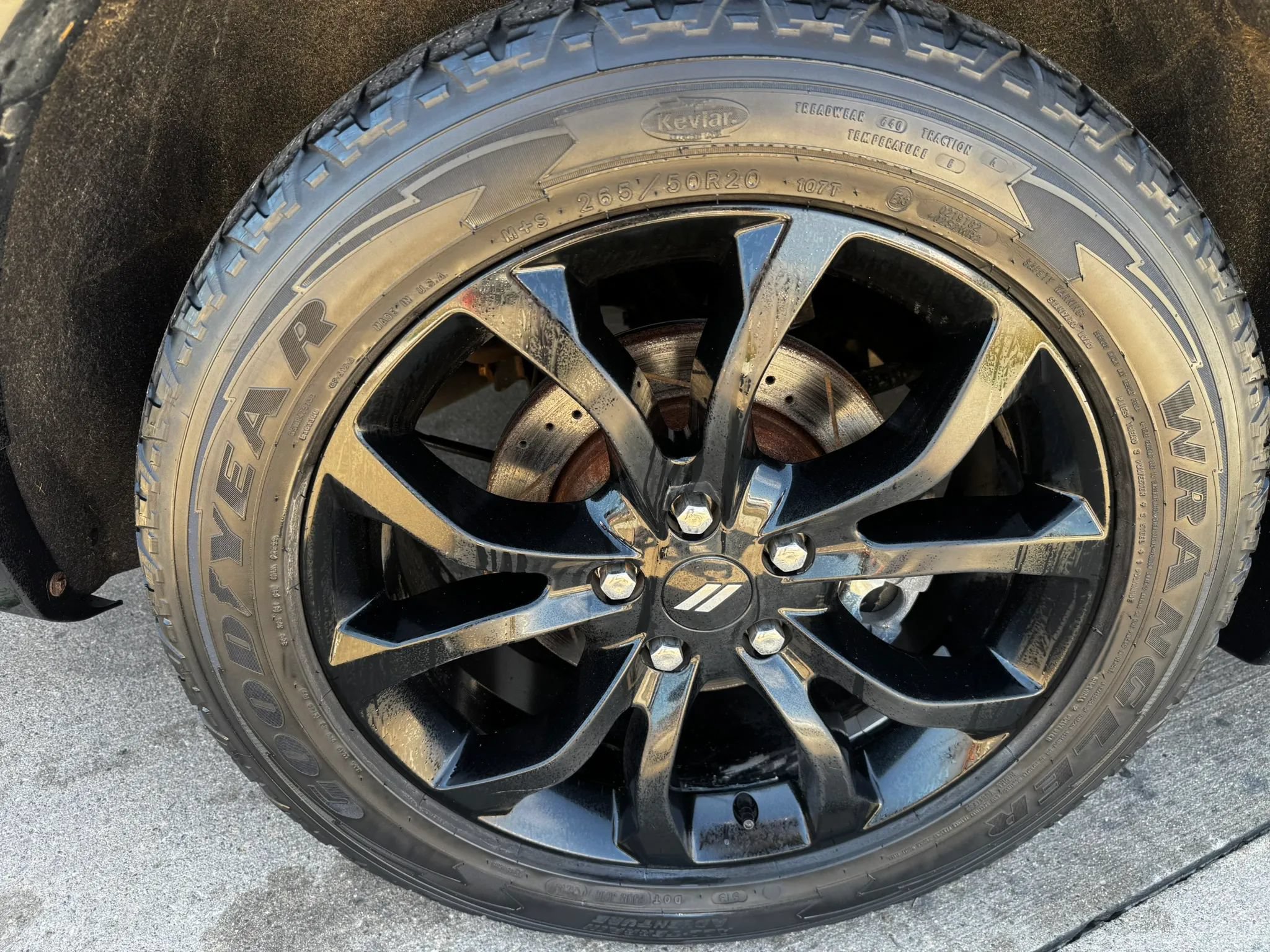 Used 2019 Dodge Durango R/T w/ Blacktop Package AWD/4WD image 28