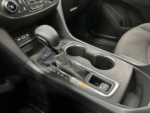 Certified 2024 Chevrolet Equinox LT w/ LPO, Floor Liner Package image 29