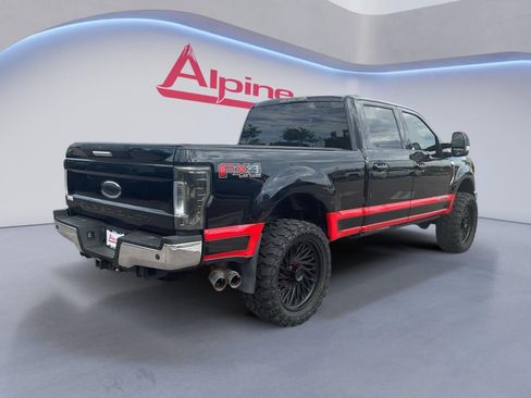 Used 2017 Ford F350 XLT w/ XLT Premium Package AWD/4WD image 5