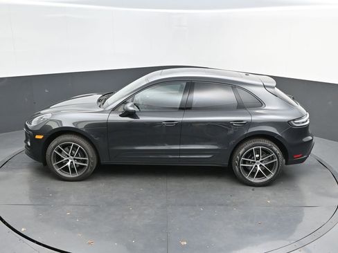 New 2025 Porsche Macan image 29