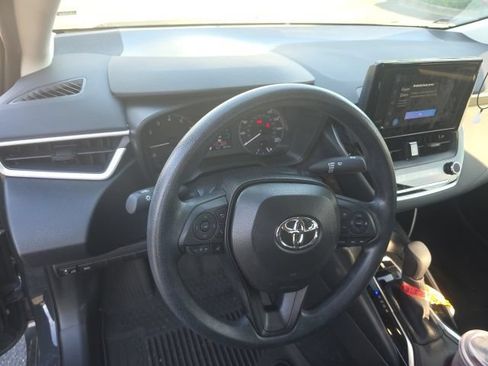 Used 2025 Toyota Corolla LE w/ LE Premium Package FWD image 16