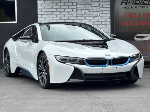 Used 2019 BMW i8 Coupe AWD/4WD image 4