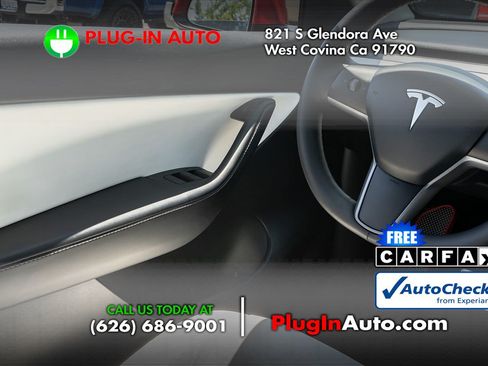Used 2022 Tesla Model Y Performance AWD/4WD image 16