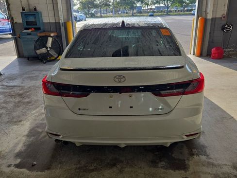 Used 2025 Toyota Camry XSE FWD image 6