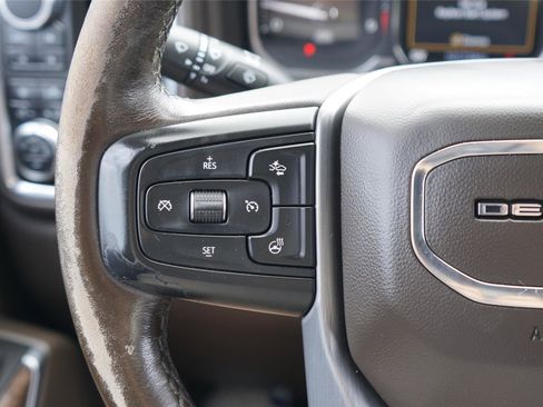 Used 2022 GMC Sierra 3500 Denali w/ Denali Ultimate Package AWD/4WD image 16