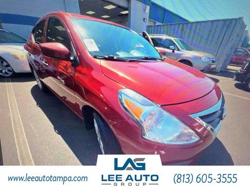 Used 2019 Nissan Versa S Plus FWD image 4