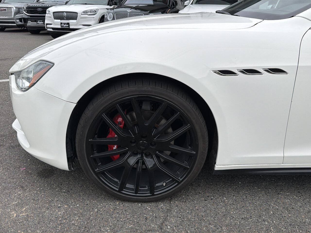 Used 2016 Maserati Ghibli S RWD image 11