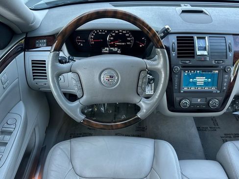 Used 2008 Cadillac DTS image 14