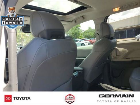 Certified 2021 Toyota Sienna XLE FWD image 23