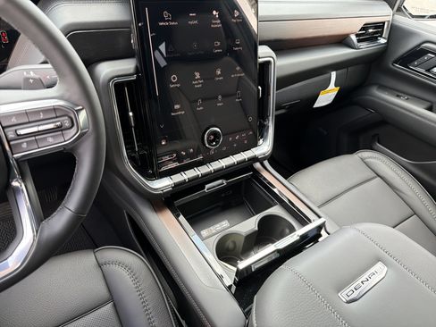 New 2026 GMC Yukon XL Denali w/ Sun & Power Step Package RWD image 34