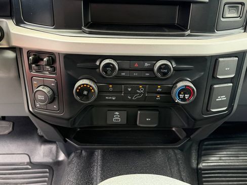 Used 2025 Ford F350 XLT w/ FX4 Off-Road Package AWD/4WD image 31