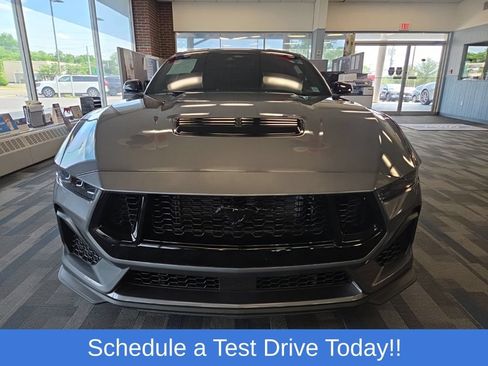 Used 2025 Ford Mustang GT Premium w/ GT Performance Package RWD image 2