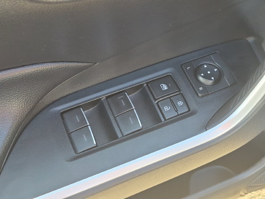 Used 2024 Toyota RAV4 XLE AWD/4WD image 13