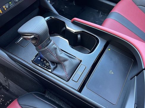 Certified 2025 Lexus ES 350 F Sport image 19