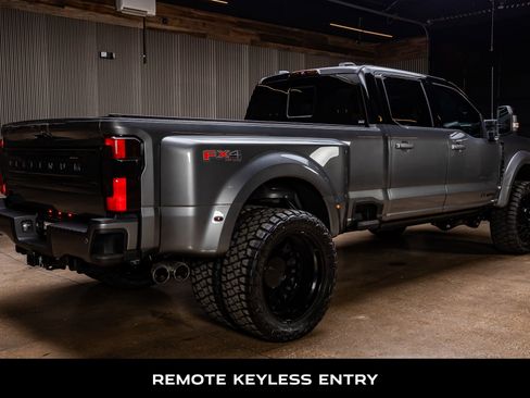 Used 2026 Ford F450 Platinum w/ Platinum Plus Package image 10