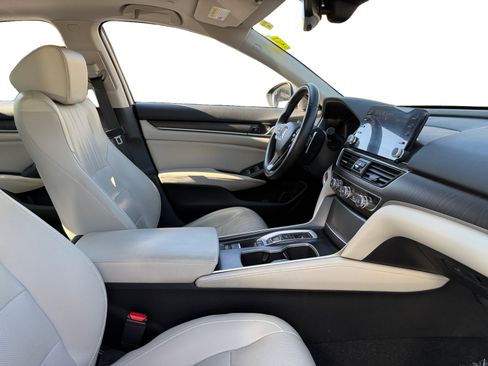 Used 2018 Honda Accord EX-L image 14