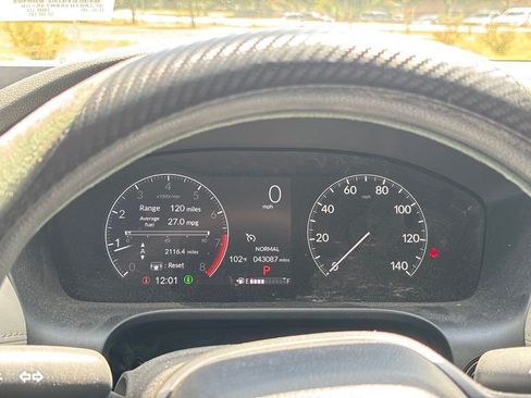 Used 2024 Honda HR-V LX image 14
