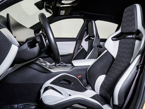 Used 2023 BMW M3 Competition w/ M Carbon Exterior Package image 24