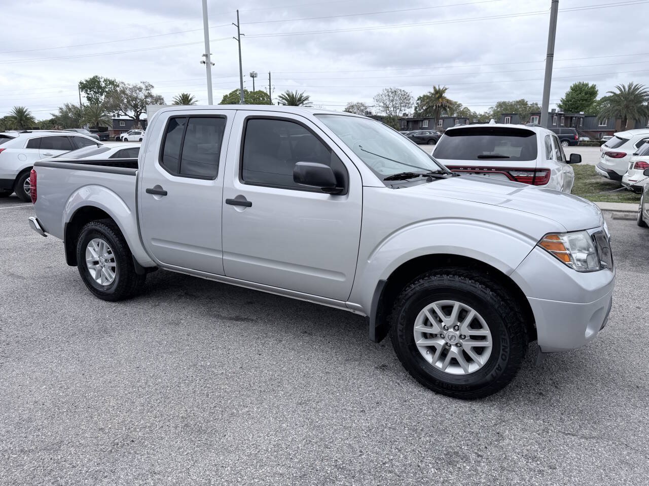 Used 2019 Nissan Frontier SV w/ Value Truck Package RWD image 8