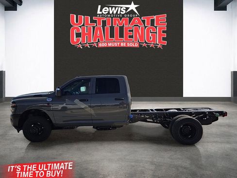 New 2026 RAM 3500 Tradesman image 3