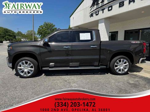 Used 2021 Chevrolet Silverado 1500 LTZ w/ LTZ Convenience Package II AWD/4WD image 45